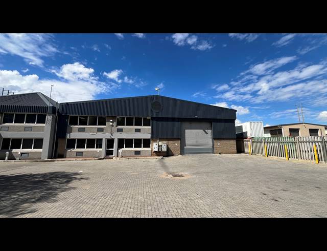 1,584M² WAREHOUSE TO LET IN ISANDO